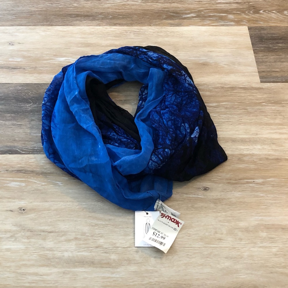Infinity scarf